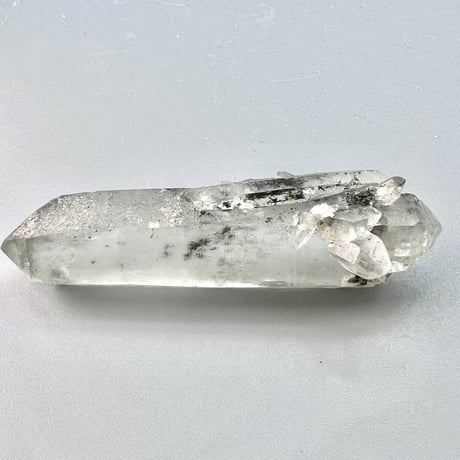 【マナスル産】クローライトイン天然ヒマラヤ水晶ポイント/Manaslu Chlorite in Himalayan Quartz Point
