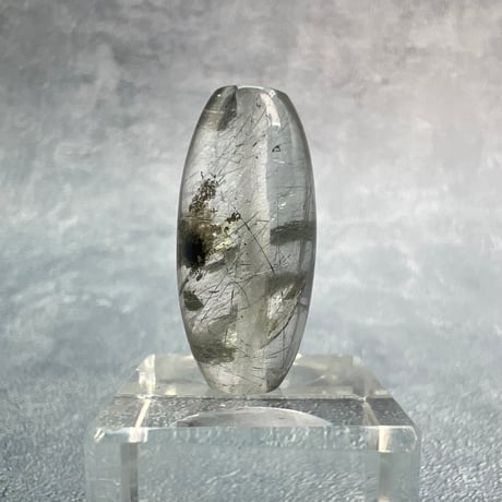【ガネッシュヒマール産】アクチノライト&クローライトイン天然ヒマラヤ水晶 樽型ビーズ/Ganesh Himal Actinolite&Chlorite in barrel beads