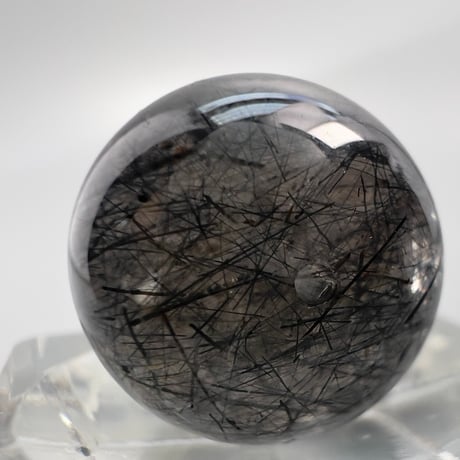 【ガネッシュヒマール産】14mm"手磨き加工"アクチノライトイン天然ヒマラヤ水晶ビーズ/Ganesh Himal Actinolite in Himalayan Quartz Round beads