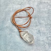 【カイラス産】天然ヒマラヤ水晶革紐付きペンダント⑥/Kailash Himalayan Quartz Pendant