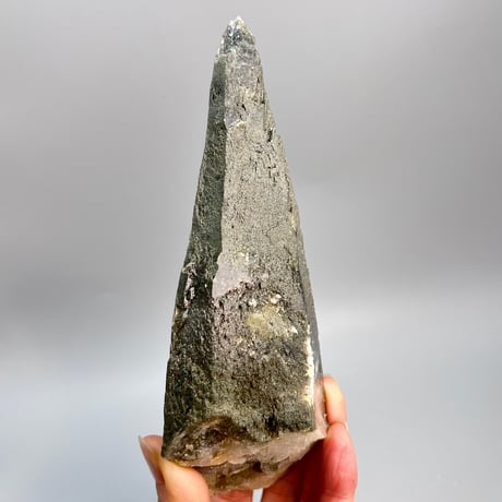 大特価【ガネッシュヒマール産】クローライトイン天然ヒマラヤ水晶/Ganesh Himal Chlorite in Himalayan Quartz