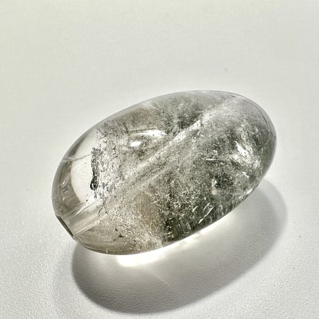 【ガネッシュヒマール産】クローライトイン天然ヒマラヤ水晶オーバルビーズ/Ganesh Himal Chlorite in Himalayan Quartz