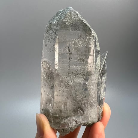 【ガネッシュヒマール産】クローライトイン天然ヒマラヤ水晶/Ganesh Himal Chlorite in Himalayan Quartz