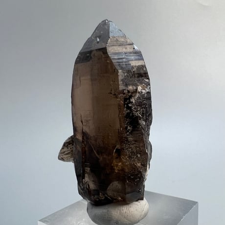 ガウリシャンカール産天然ヒマラヤスモーキークォーツポイント/GauriShankar Himalayan Smoky Quartz Point