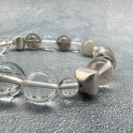 【ガネッシュヒマール産】アクチノライトイン天然ヒマラヤ水晶デザインブレスレット/Ganesh Himal Actinolite in Himalayan Quartz Design Bracelet