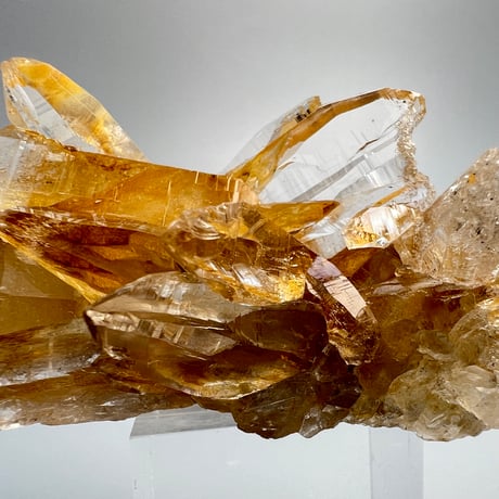 【ガネッシュヒマール産】リモナイトインヒマラヤ水晶クラスター/Ganesh Himal Limonite in Himalayan Quartz Cluster