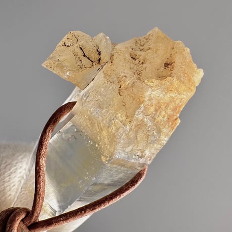 【ガネッシュヒマール産】リモナイトイン天然ヒマラヤ水晶ペンダント/ GaneshHimal Limonite in Natural Pendant
