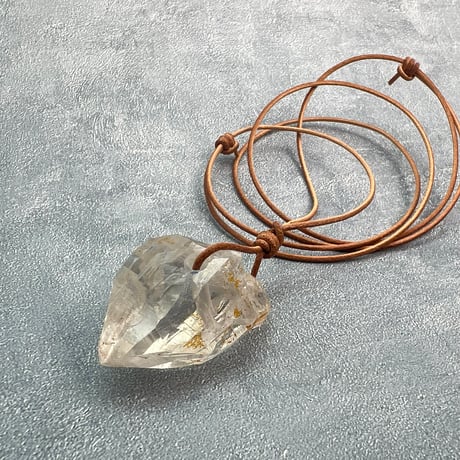 【ガネッシュヒマール産】天然ヒマラヤ水晶ペンダント③/GaneshHimal Natural Himalayan Quartz Pendant