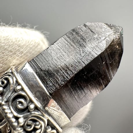 【ガウリシャンカール産】天然ヒマラヤスモーキークォーツ シルバー925ペンダントトップ/GauriShankar Himalayan Smoky Quartz S/V925Pendant Top