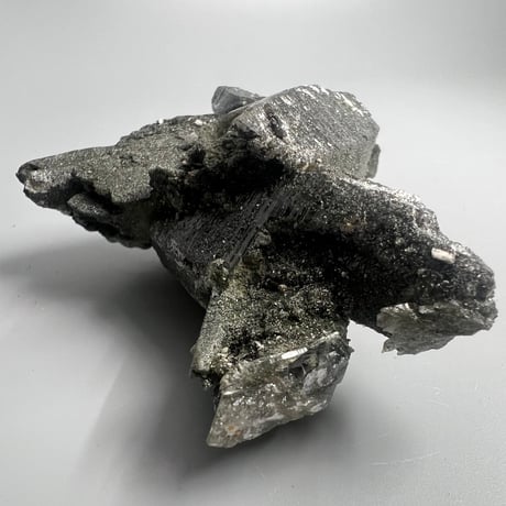 大特価【ガネッシュヒマール産】クローライトイン天然ヒマラヤ水晶/Ganesh Himal Chlorite in Himalayan Quartz