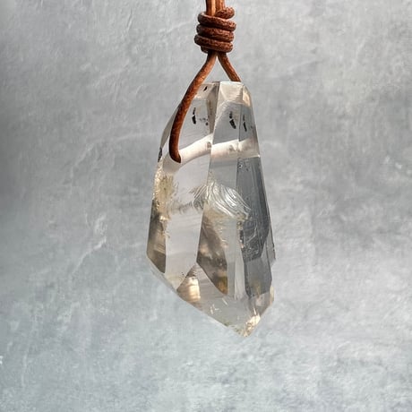 【ガネッシュヒマール産】天然ヒマラヤ水晶ペンダント(ポリッシュ面有)❶/GaneshHimal Natural Himalayan Quartz Pendant
