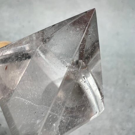 【ガネッシュヒマール産】天然ヒマラヤ水晶ピラミッド/Ganesh Himal Himalayan Quartz Pyramid