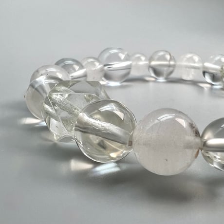 【カイラス産】"手磨き"天然ヒマラヤ水晶デザインブレスレット/Kailash Himalayan Quartz Design Bracelet