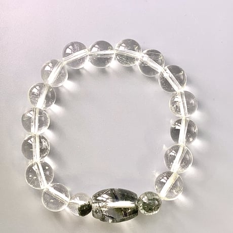 【ガネッシュヒマール産】"手磨き加工"クローライト&アクチノライトインヒマラヤ水晶ブレスレット/Ganesh Chlorite&Actinolite Himalayan Quartz
