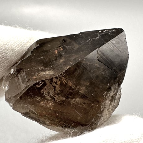 【ガウリシャンカール産】天然ヒマラヤスモーキークォーツポイント/GauriShankar Himalayan Smoky Quartz