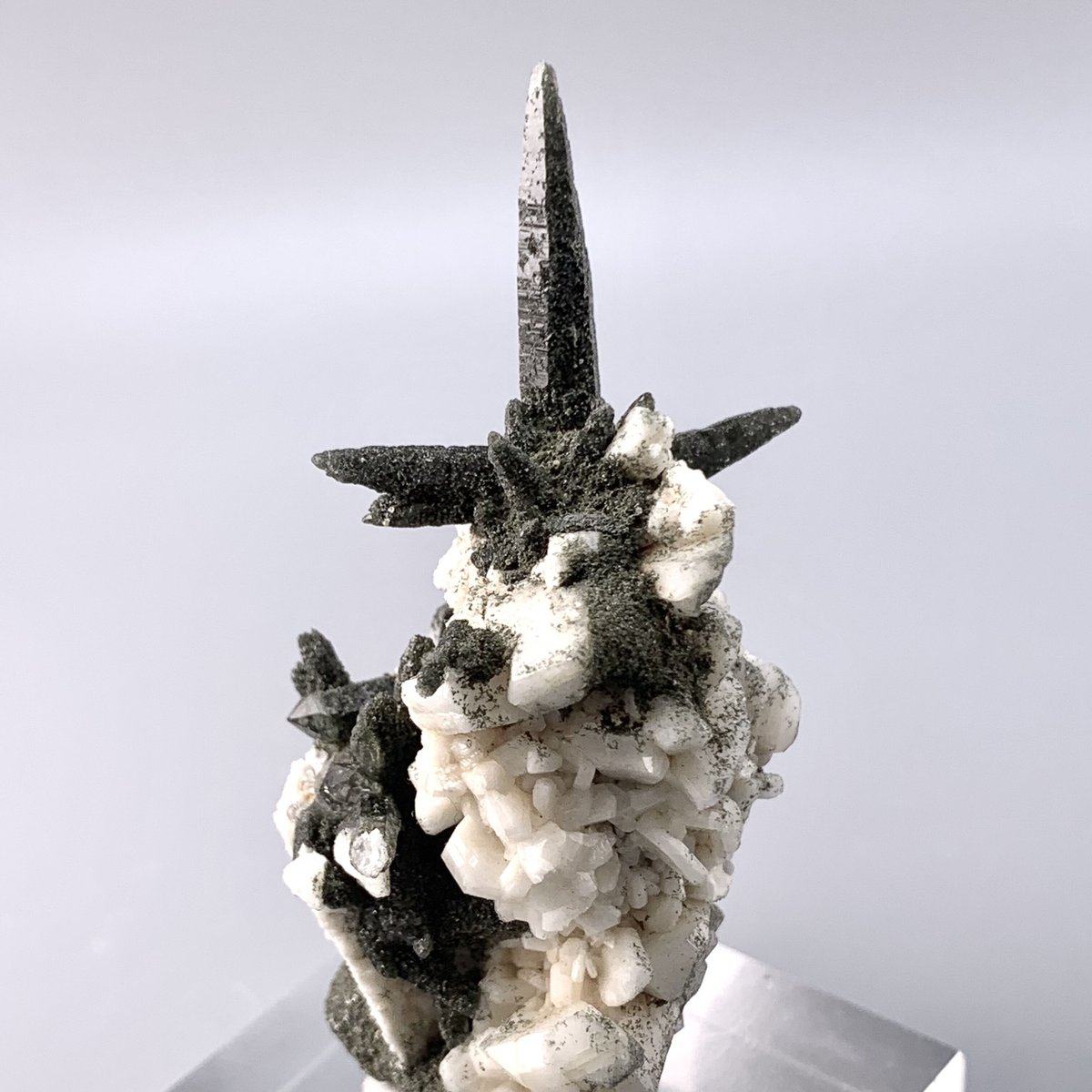 ガネーシュヒマール産クローライトイン天然ヒマラヤ水晶クラスター1⃣