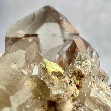 【ガウリシャンカール産】天然ヒマラヤスモーキークォーツ GauriShankar Himalayan Smoky Quartz