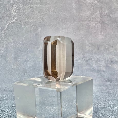 【ガウリシャンカール産】天然ヒマラヤスモーキークォーツ"手磨き加工"スクエアビーズ②/Gaurishankar Himalayan Smoky Quartz Square Beads