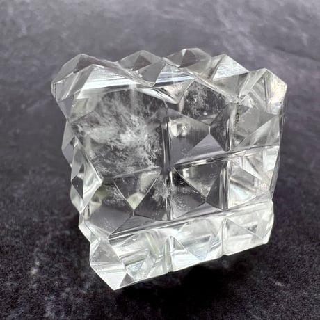 【マニハール産】 天然ヒマラヤ水晶"ピラミッドキューブ"①/Manihar Himalayan Quartz "Pyramid Cube"