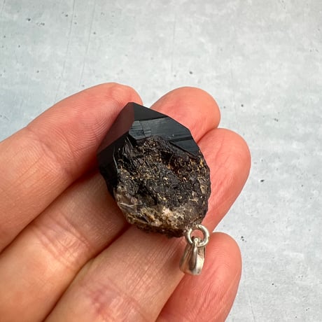 【ガウリシャンカール産】天然ヒマラヤスモーキークォーツ バチカン付きペンダントトップ/Gaurishankar HimalayanSmoky Silver925 pendant top