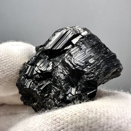 ネパールジャジャルコット産 ヒマラヤ天然ブラックトルマリン原石①/Nepal Jajarkot Himalayan Natural Black Tourmaline