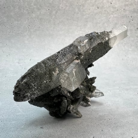 【ガネッシュヒマール産】クローライトイン天然ヒマラヤ水晶クラスター/Ganesh Himal Chlorite in Himalayan Quartz Cluster