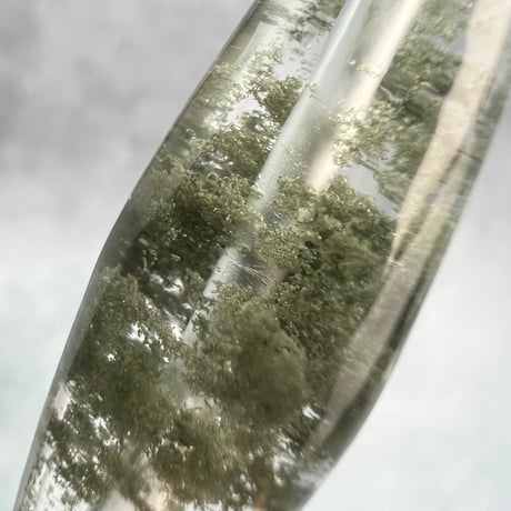 【ガネッシュヒマール産】クローライトイン天然ヒマラヤ水晶 樽型ビーズ/Ganesh Himal Chlorite in Himalayan Quartz barrel beads