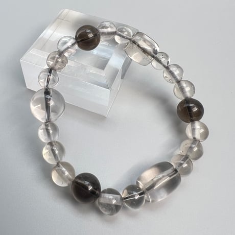 【デザインブレスレット】ガウリシャンカール産天然ヒマラヤスモーキークォーツ/Gaurishankar Smoky Quartz Design Bracelet