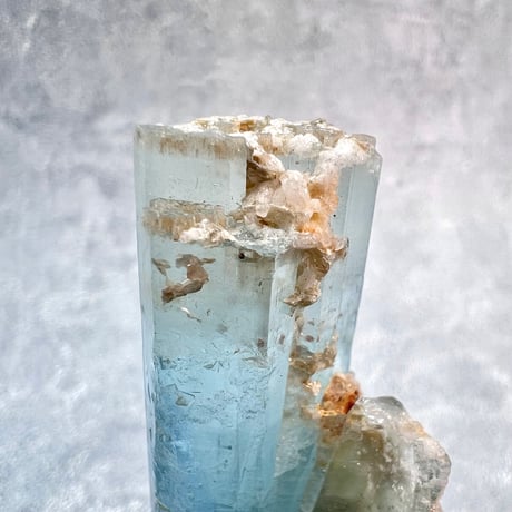 ネパール産【ヒマラヤアクアマリン】原石/Nepal Himalayan Aquamarine