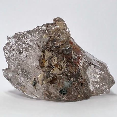 【ガネッシュヒマール産】バイオタイト&フックサイト入り天然ヒマラヤ水晶/Ganesh Himal Biotite&Fuchsite in Himalayan Quartz