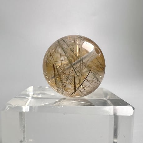 【ガネッシュヒマール産】アクチノライトイン天然ヒマラヤ水晶ビーズ/Ganesh Himal Actinolite in Himalayan Quartz beads