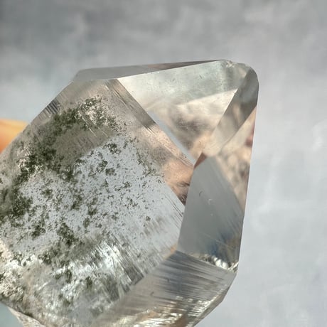 ハイクオリティ【ガネッシュヒマール産】クローライト イン天然ヒマラヤ水晶/Ganesh Himal Chlorite in Himalayan Quartz