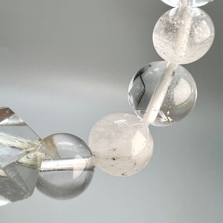 【カイラス産】"手磨き"天然ヒマラヤ水晶デザインブレスレット/Kailash Himalayan Quartz Design Bracelet