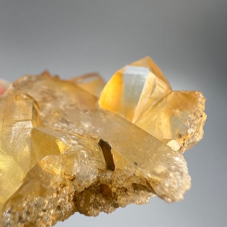 【ガネッシュヒマール産】リモナイトインヒマラヤ水晶 クラスター/Ganesh Himal Limonite in Himalayan Quartz Cluster