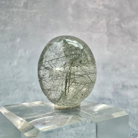 【ガネッシュヒマール産】アクチノライトイン天然ヒマラヤ水晶 タイヤ型ビーズ③/Ganesh Himal Actinolite in Himalayan Quartz Tire beads