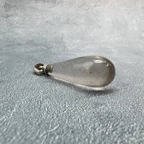 【ガウリシャンカール産】天然ヒマラヤスモーキークォーツ雫型ペンダントトップ/GauriShankar Himalayan Smoky Quartz Drop Pendant Top