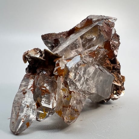 【ガネッシュヒマール産】"リモナイト&雲母"付き天然ヒマラヤ水晶クラスター/Ganesh Himal "Limonite&Maica"inHimalayan Quartz  Cluster