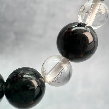 【ガネッシュヒマール産】アクチノライトイン天然ヒマラヤ水晶デザインブレスレット/Ganesh Himal Actinolite in Himalayan Quartz Design Bracelet