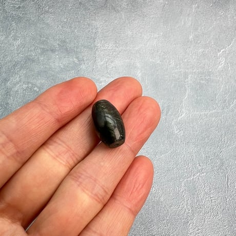 【ガネッシュヒマール産】アクチノライトイン天然ヒマラヤ水晶 樽型ビーズ⑳/Ganesh Himal Actinolite in Himalayan Quartz barrel beads
