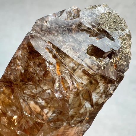 【ガネッシュヒマール産】バイオタイトイン天然ヒマラヤ水晶/Ganesh Himal Biotite in Himalayan Quartz