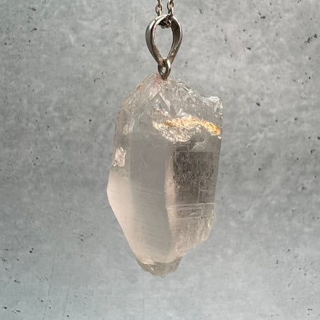 【カイラス産】天然ヒマラヤ水晶バチカン付きペンダントトップ②/Kailash Himalayan Quartz Pendant Top