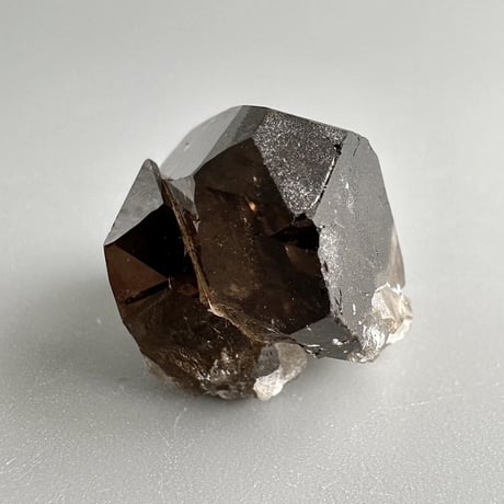 ガウリシャンカール産天然ヒマラヤスモーキークォーツ/GauriShankar Himalayan Smoky Quartz
