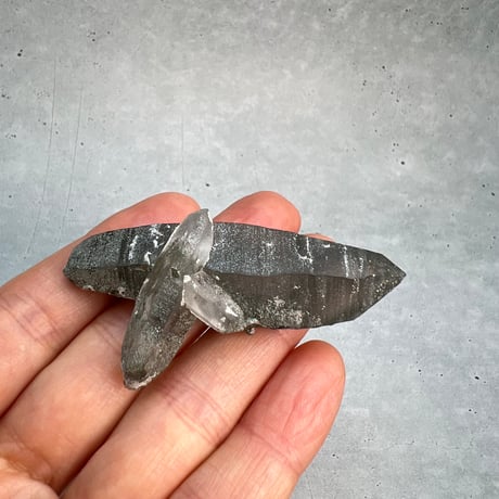 【ガネッシュヒマール産】クローライトイン天然ヒマラヤ水晶ポイント/Ganesh Himal Chlorite in Himalayan Quartz Point