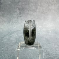 【ガネッシュヒマール産】クローライトイン天然ヒマラヤ水晶 樽型ビーズ⑯/Ganesh Himal Chlorite in Himalayan Quartz barrel beads