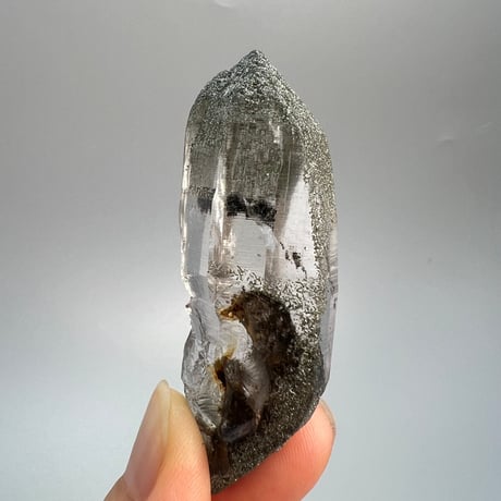 【ガネッシュヒマール産】クローライトイン天然ヒマラヤ水晶/GaneshHimal Chlorite in Himalayan Quartz