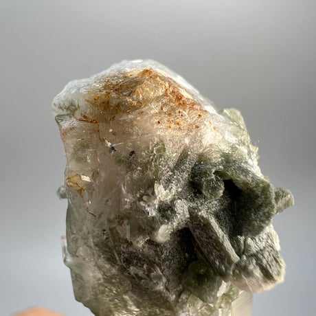 【ガネッシュヒマール産】クローライトイン天然ヒマラヤ水晶/Ganesh Himal Chlorite in Himalayan Quartz