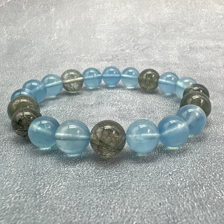 【デザインブレスレット】天然アクアマリン×ガネッシュヒマール産天然ヒマラヤ水晶/Aquamarine×Ganeshhimal Actinorite in Himalayan Quartz
