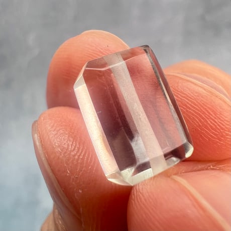 【ガウリシャンカール産】天然ヒマラヤスモーキークォーツ"手磨き加工"スクエアビーズ⑤/Gaurishankar Himalayan Smoky Quartz Square Beads