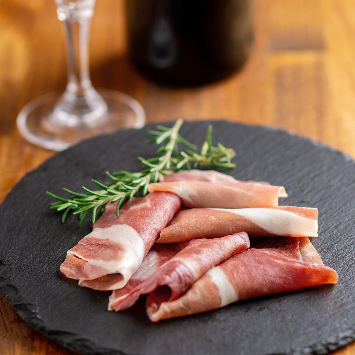 ハム様8月〜毎月10枚購入 単品】15カ月長期熟成生ハム「ハモン・セラーノ」 十勝放牧黒豚