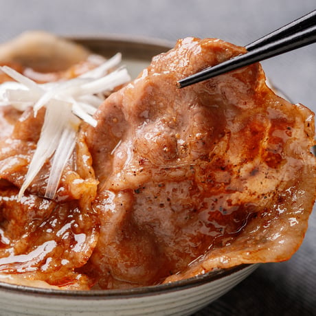 CATEGORY 豚丼セット | 十勝放牧黒豚［TOKACHI GRAZING PORK］オン